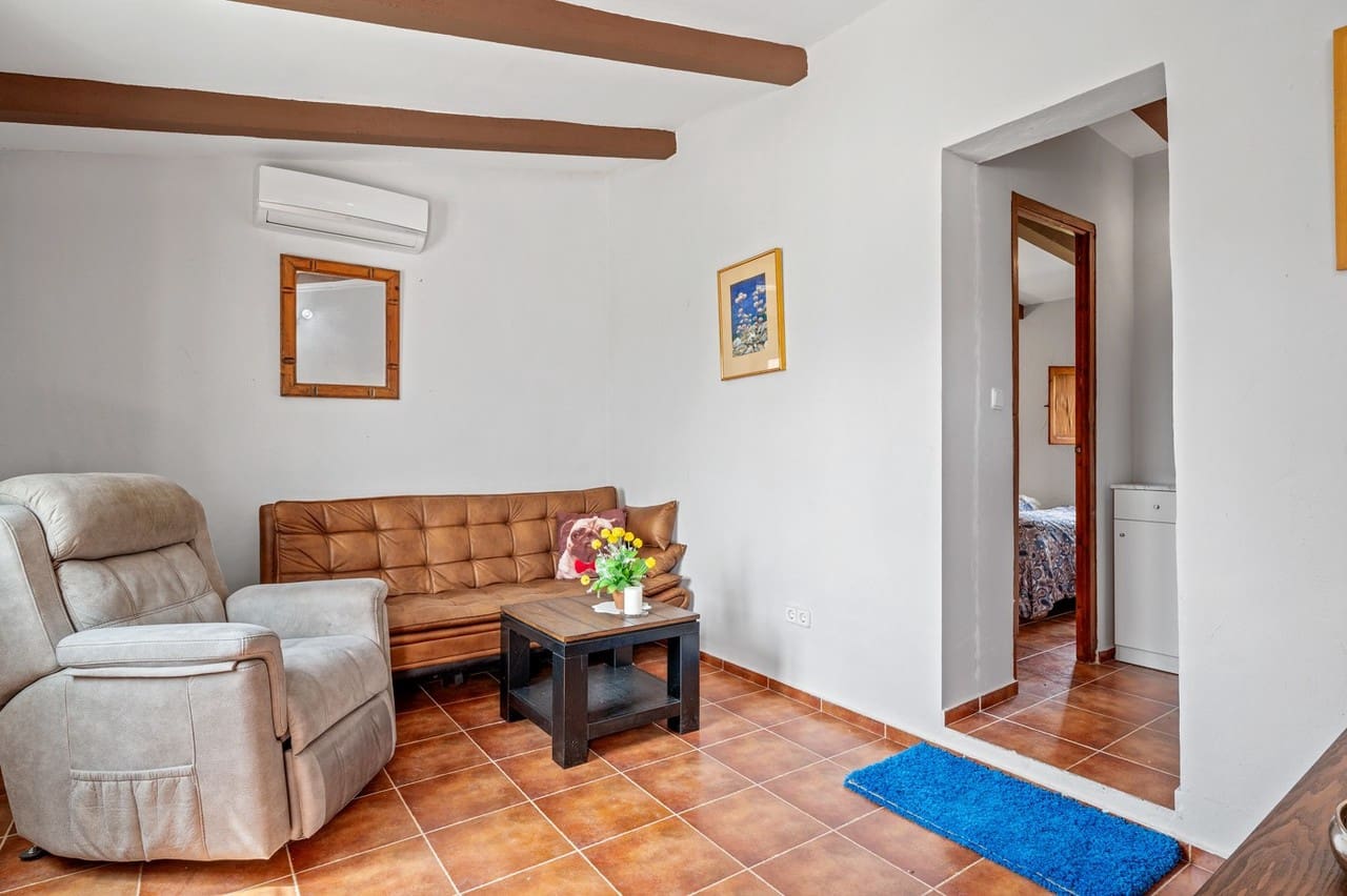 4 sypialnia Finka/Dom wiejski na sprzedaż w La Nucia z basenem garażem - 795 000 € (Ref: 9835986)