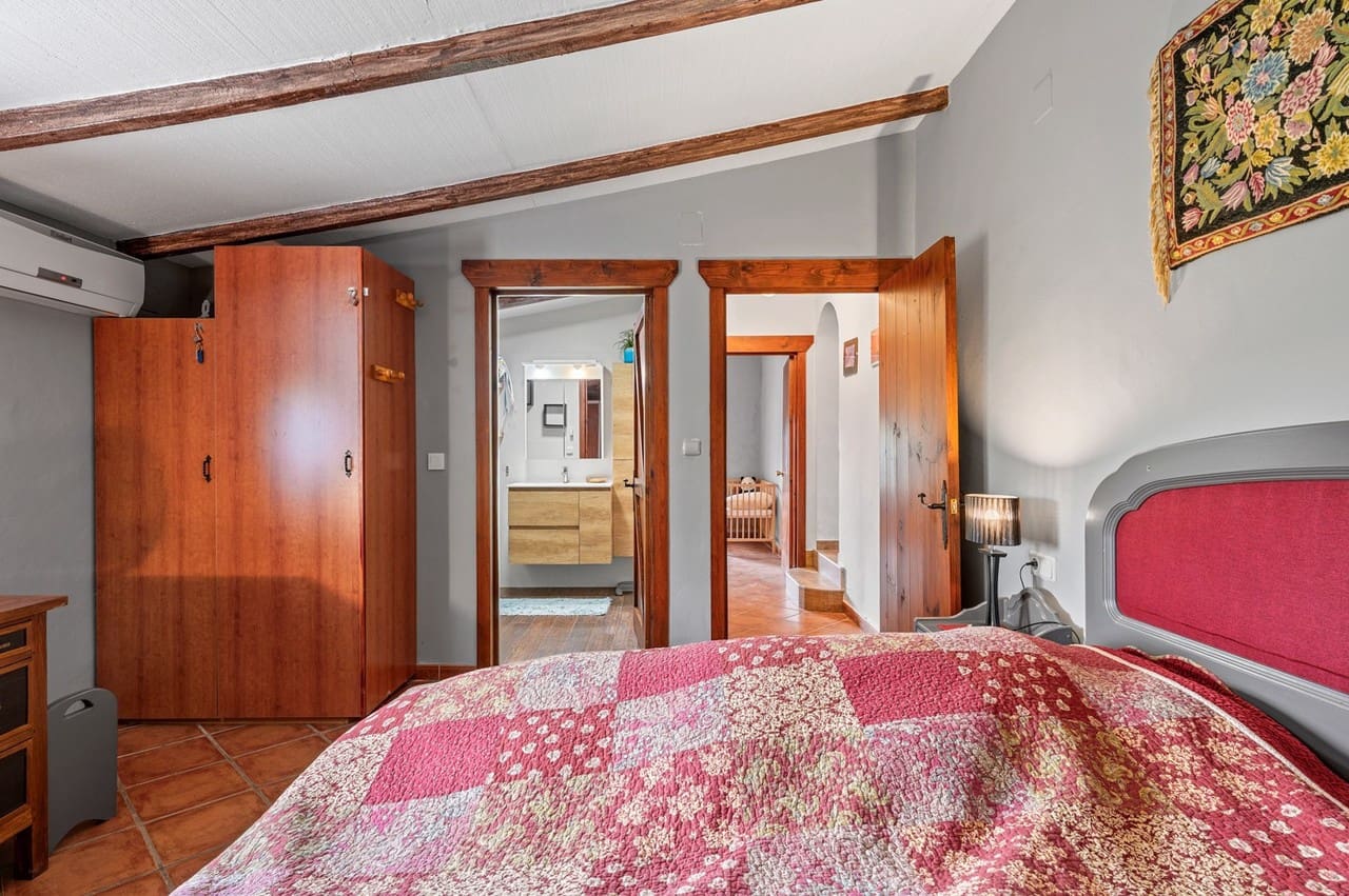4 sypialnia Finka/Dom wiejski na sprzedaż w La Nucia z basenem garażem - 795 000 € (Ref: 9835986)
