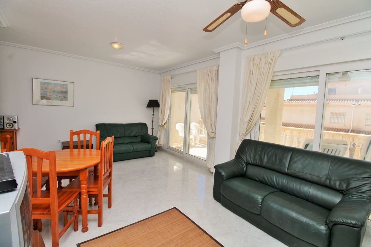 3 soveværelse Lejlighed til salg i Playa Flamenca med swimmingpool - € 195.000 (Ref: 9836000)