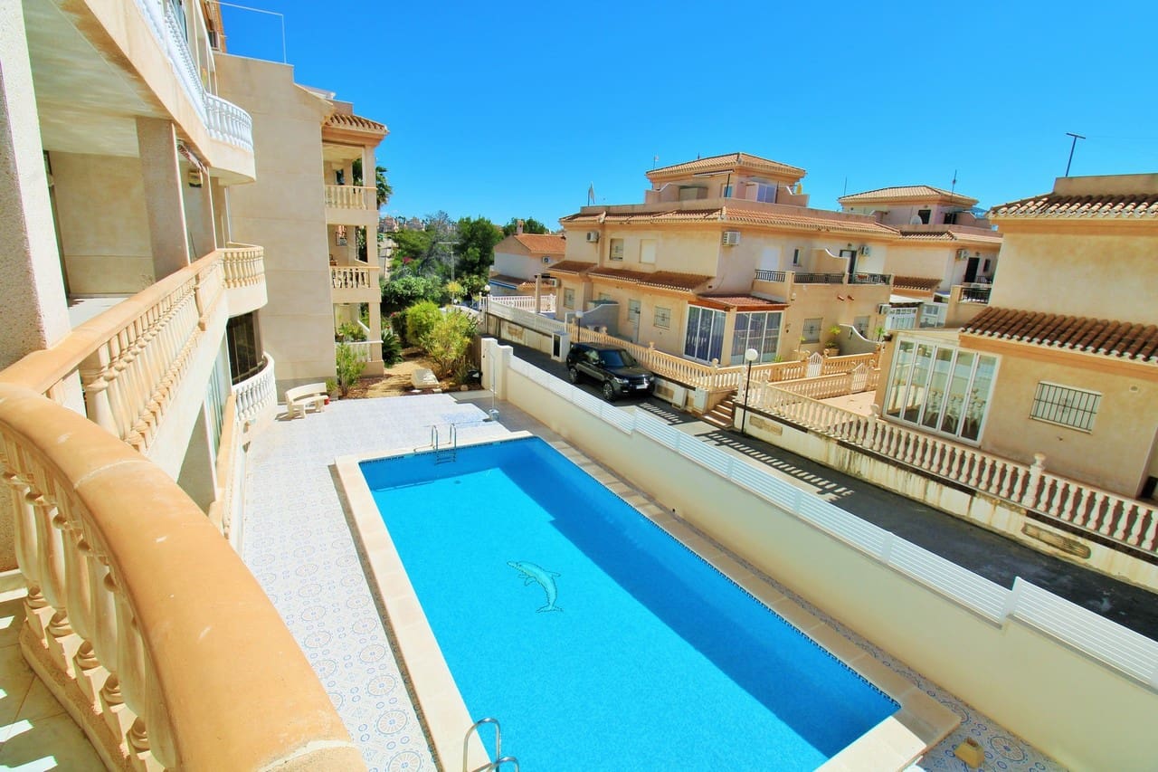 3 soveværelse Lejlighed til salg i Playa Flamenca med swimmingpool - € 195.000 (Ref: 9836000)