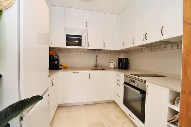 3 soveværelse Byhus til salg i Villamartin, Orihuela med swimmingpool - € 269.500 (Ref: 9836001)