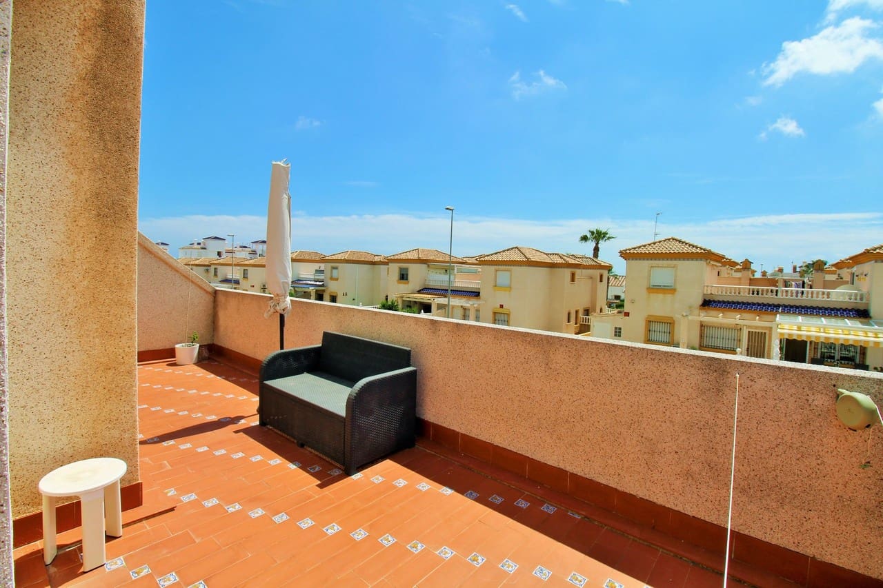3 soveværelse Byhus til salg i Villamartin med swimmingpool - € 269.500 (Ref: 9836001)