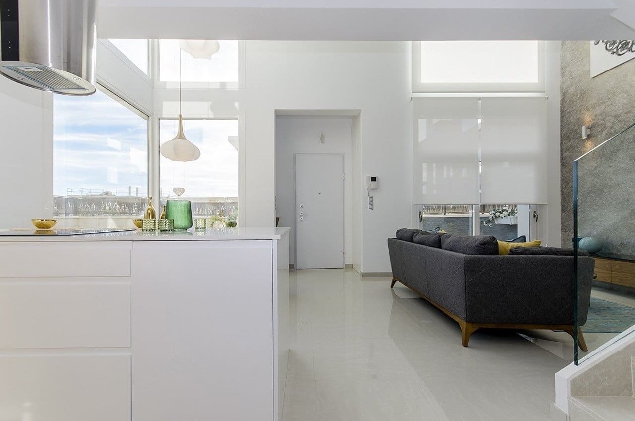 5 makuuhuone Huvila myytävänä paikassa Los Montesinos mukana uima-altaan - 780 000 € (Ref: 9838975)