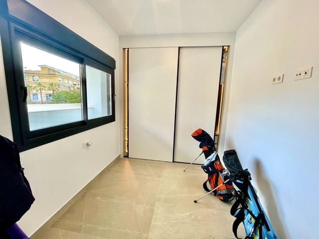 3 Zimmer Apartment zu verkaufen in Benijófar mit Pool Garage - 329.900 € (Ref: 9838985)