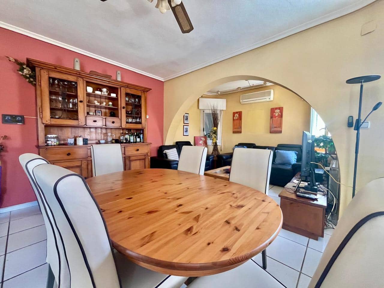 3 Zimmer Villa zu verkaufen in Orihuela Costa mit Pool - 335.000 € (Ref: 9840270)