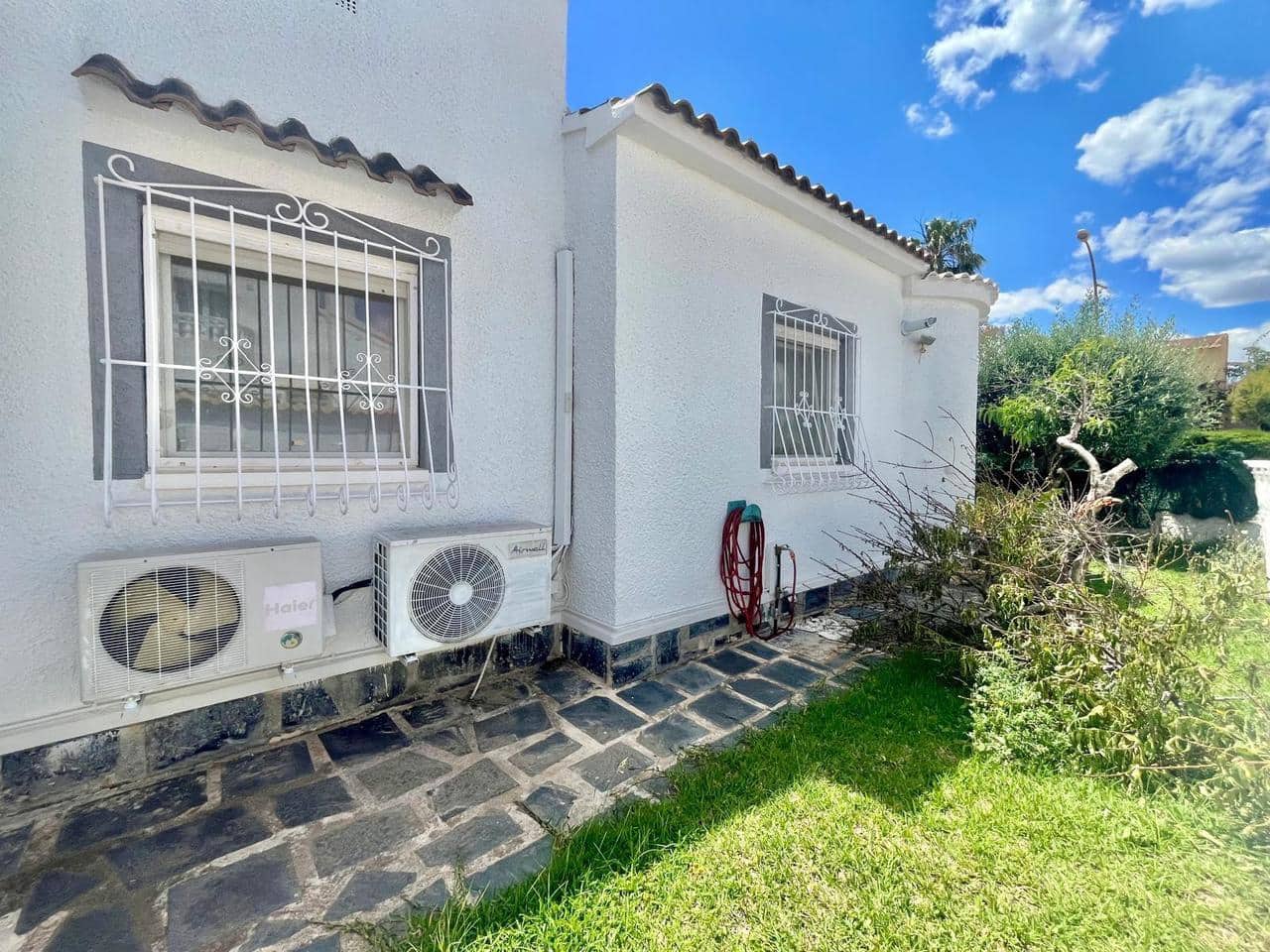 3 Zimmer Villa zu verkaufen in Orihuela Costa mit Pool - 335.000 € (Ref: 9840270)