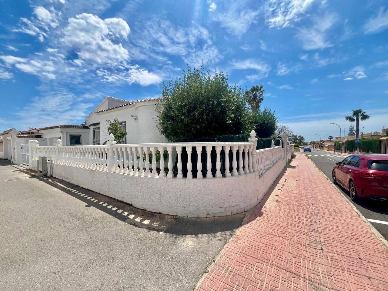 3 Zimmer Villa zu verkaufen in Orihuela Costa mit Pool - 335.000 € (Ref: 9840270)