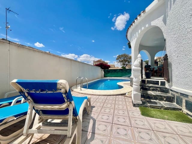 3 Zimmer Villa zu verkaufen in Dehesa de Campoamor, Orihuela mit Pool - 335.000 € (Ref: 9840270)