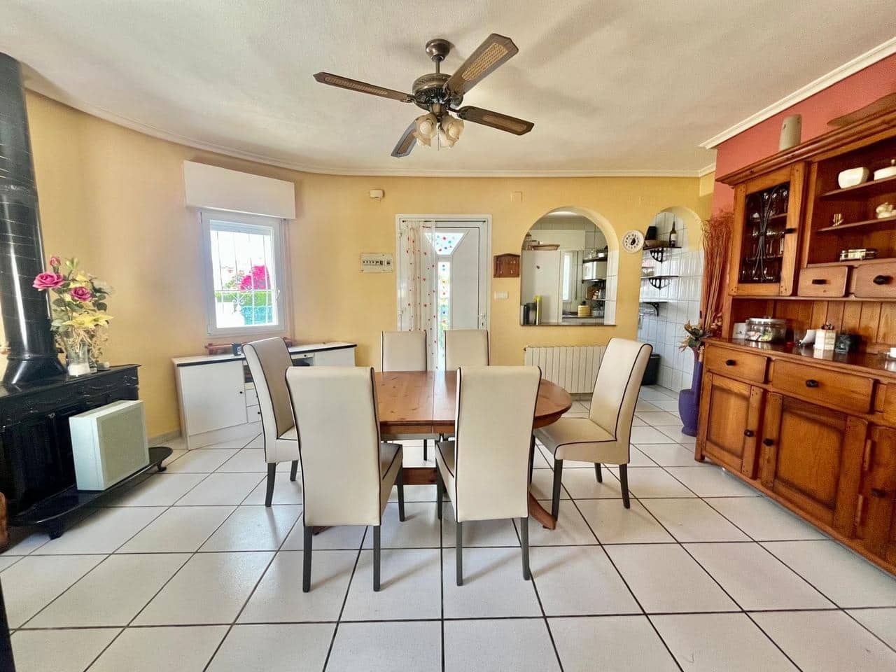 3 Zimmer Villa zu verkaufen in Orihuela Costa mit Pool - 335.000 € (Ref: 9840270)
