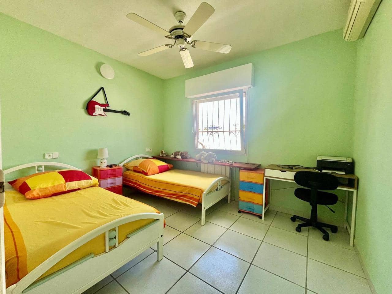 3 Zimmer Villa zu verkaufen in Orihuela Costa mit Pool - 335.000 € (Ref: 9840270)