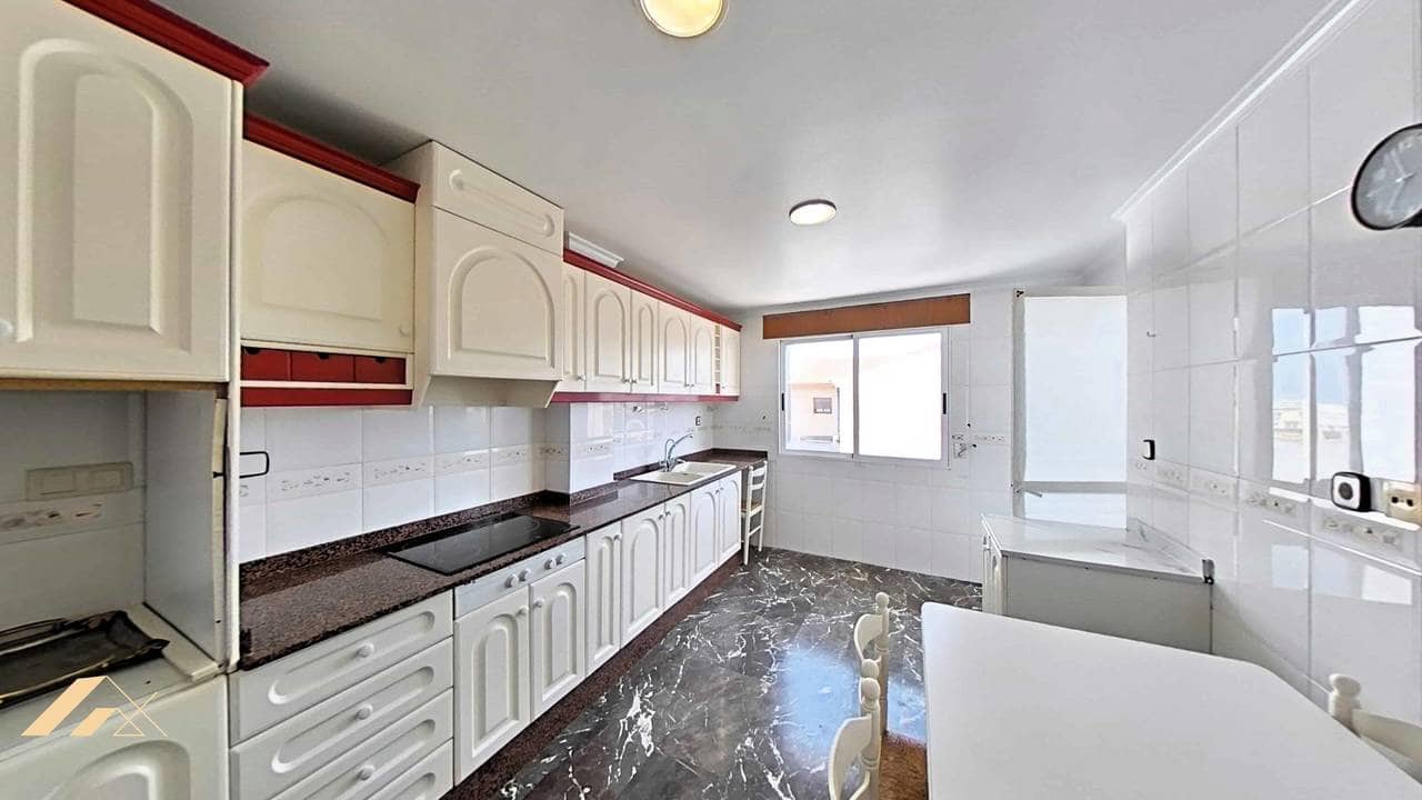 4 makuuhuone Huoneisto myytävänä paikassa Pilar de la Horadada - 220 000 € (Ref: 9842684)