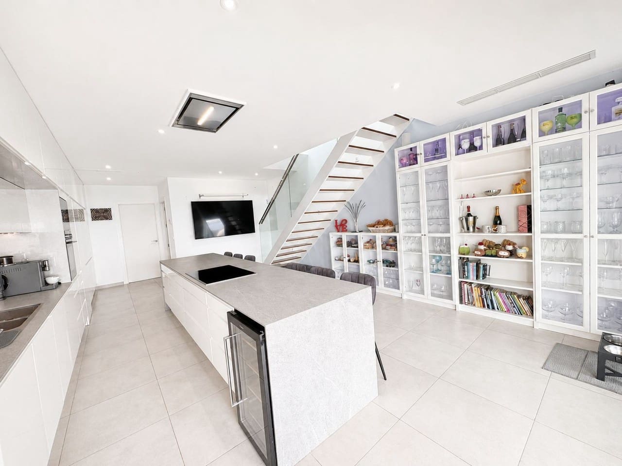 4 bedroom Villa for sale in Benijofar - € 795,995 (Ref: 9845106)