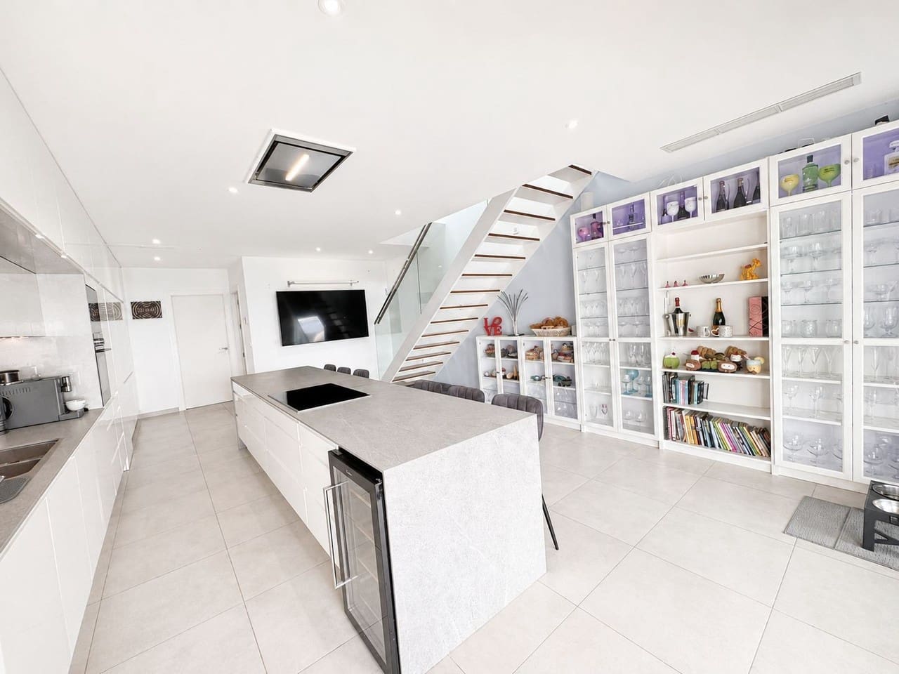 4 sypialnia Willa na sprzedaż w Benijofar z basenem garażem - 795 000 € (Ref: 9845106)