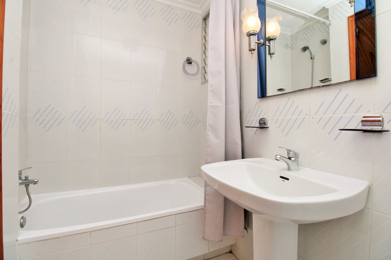 2 chambre Appartement à vendre à Torrevieja - 124 900 € (Ref: 9849133)