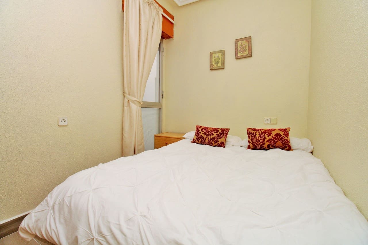 2 chambre Appartement à vendre à Torrevieja - 124 900 € (Ref: 9849133)