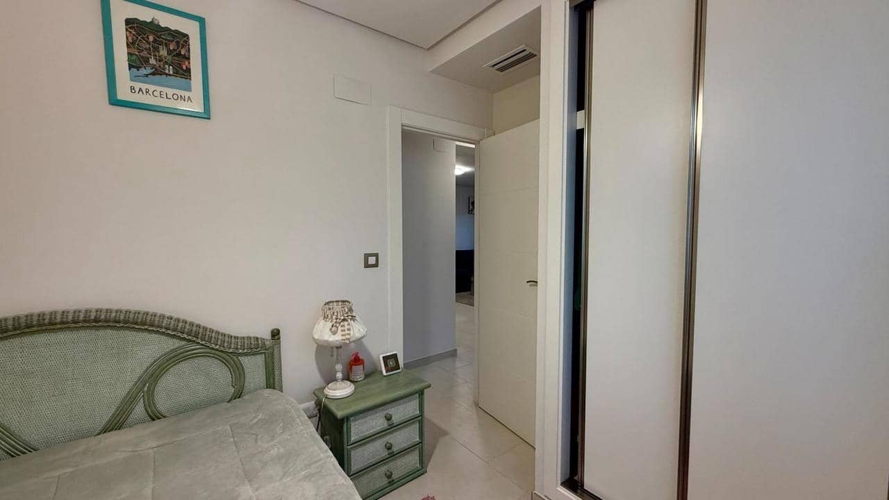 3 quarto Casa em Banda para venda em Torrevieja com piscina - 349 900 € (Ref: 9849136)
