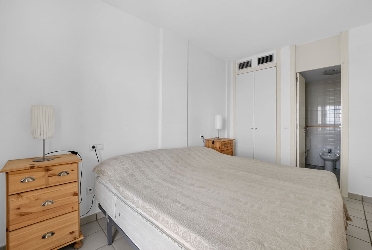 2 soveværelse Lejlighed til salg i Orihuela Costa med swimmingpool - € 189.000 (Ref: 9849139)