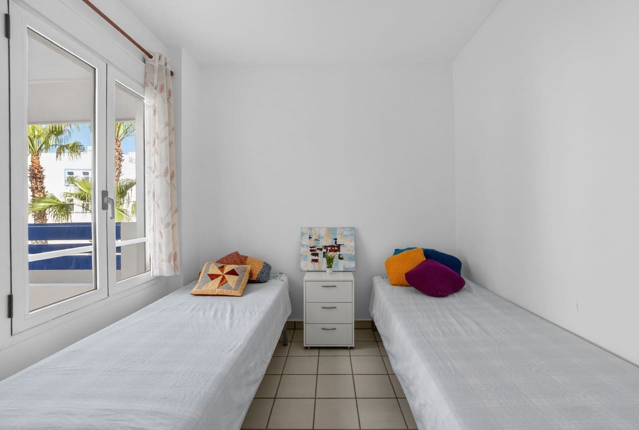 2 soveværelse Lejlighed til salg i Orihuela Costa med swimmingpool - € 189.000 (Ref: 9849139)