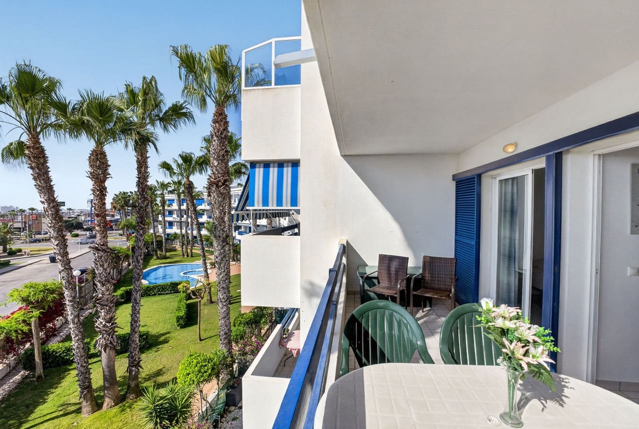2 soveværelse Lejlighed til salg i Orihuela Costa med swimmingpool - € 189.000 (Ref: 9849139)