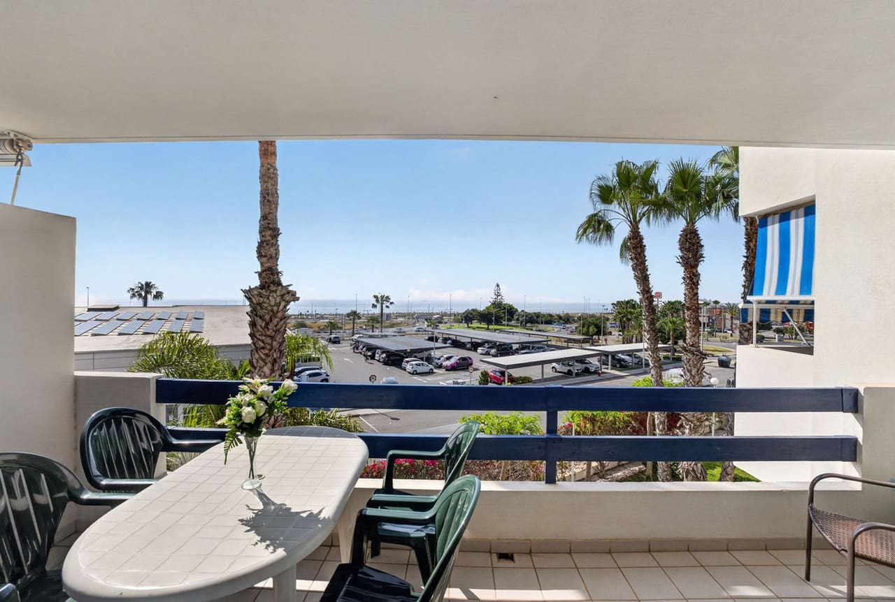 2 soveværelse Lejlighed til salg i Orihuela Costa med swimmingpool - € 189.000 (Ref: 9849139)