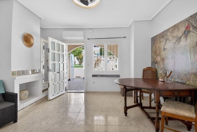 4 chambre Maison de Ville à vendre à El Molino, Torrevieja avec piscine - 185 000 € (Ref: 9849142)