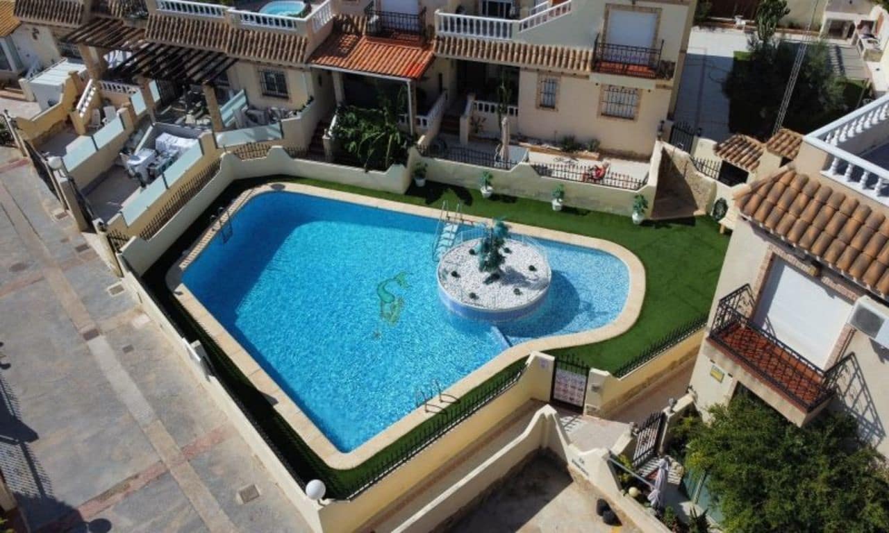 3 soverom Villa til salgs i Orihuela Costa - € 224 995 (Ref: 9851013)