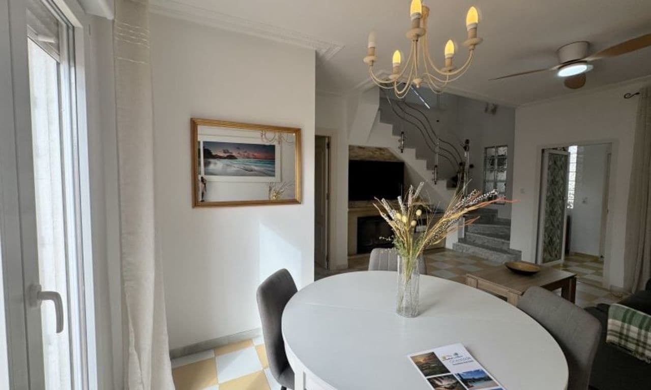 4 chambre Villa/Maison à vendre à Torrevieja - 398 995 € (Ref: 9851015)