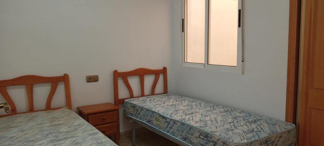 2 bedroom Apartment for sale in Los Montesinos with pool - € 125,000 (Ref: 9851020)