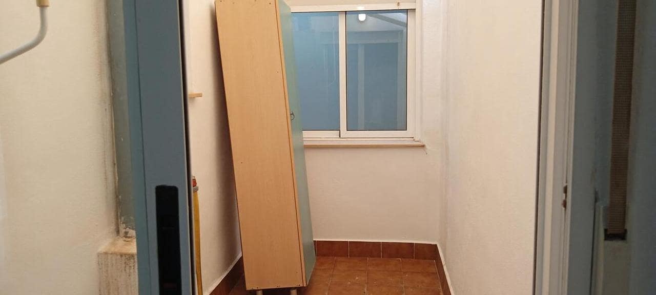 2 bedroom Apartment for sale in Los Montesinos with pool - € 125,000 (Ref: 9851020)