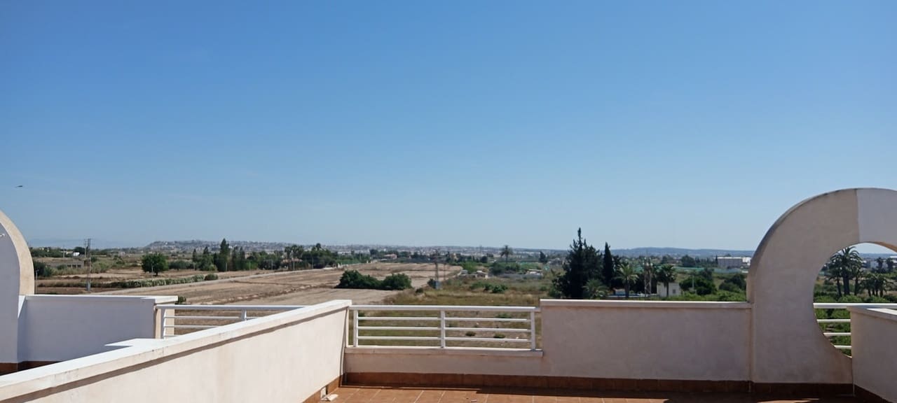 2 bedroom Apartment for sale in Los Montesinos with pool - € 125,000 (Ref: 9851020)