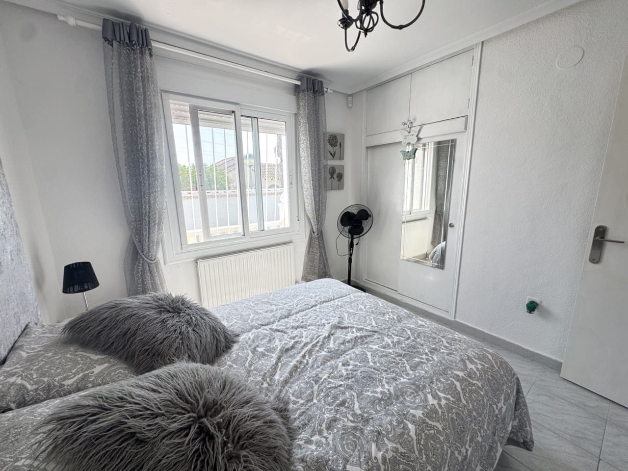 2 makuuhuone Huvila myytävänä paikassa Villamartin mukana uima-altaan - 289 995 € (Ref: 9855111)