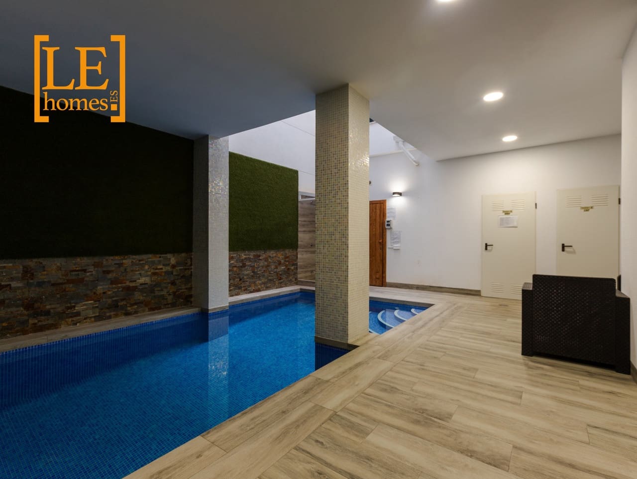 2 chambre Appartement à vendre à Torrevieja - 250 000 € (Ref: 9857538)