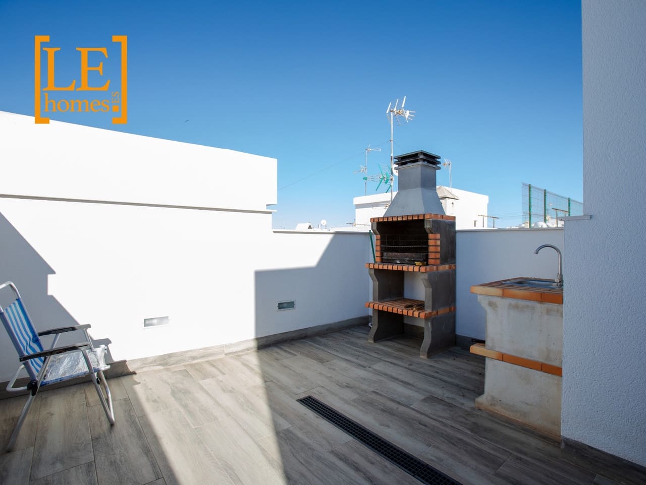 2 chambre Appartement à vendre à Torrevieja - 250 000 € (Ref: 9857538)
