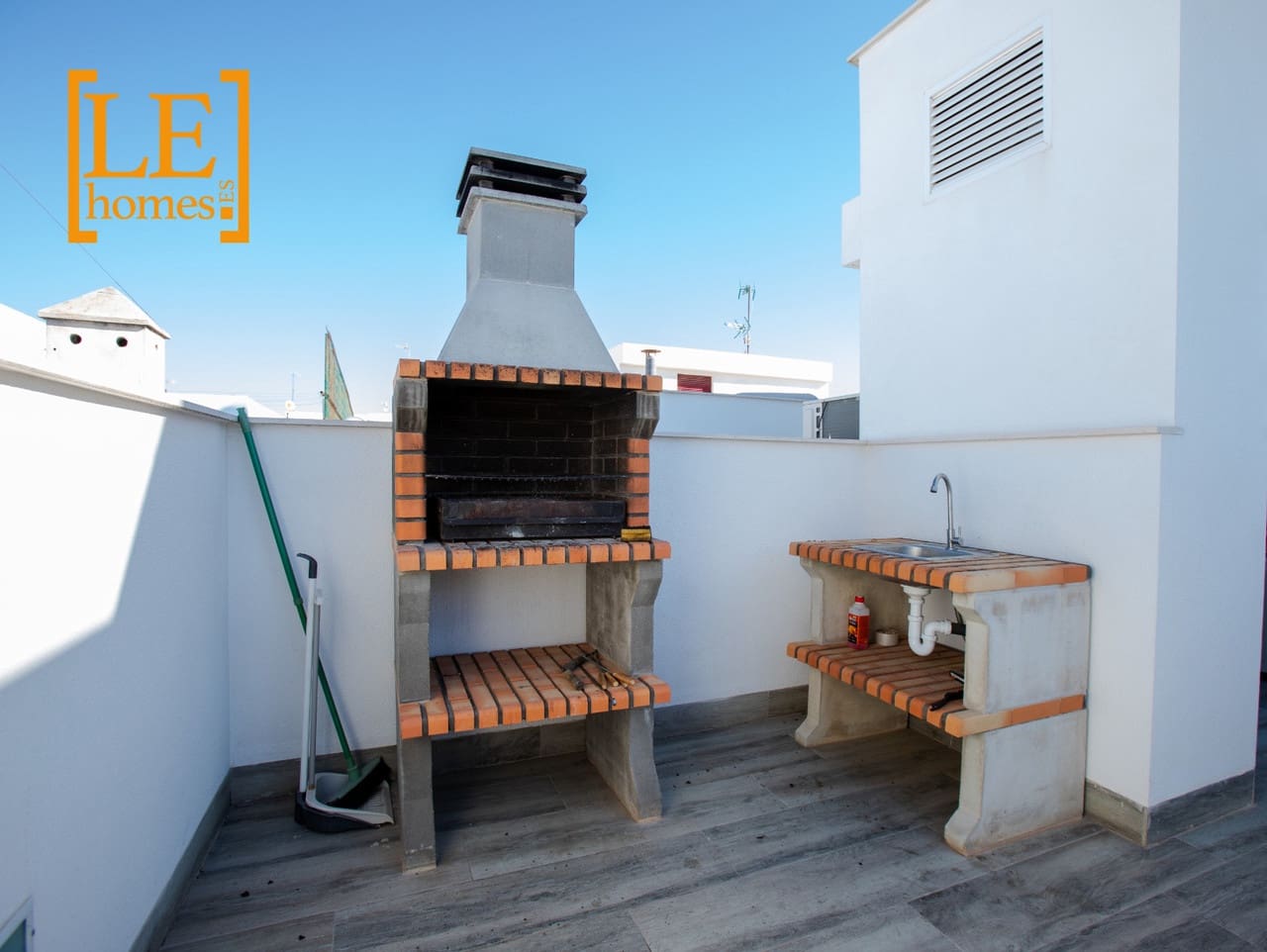 2 chambre Appartement à vendre à Torrevieja - 250 000 € (Ref: 9857538)