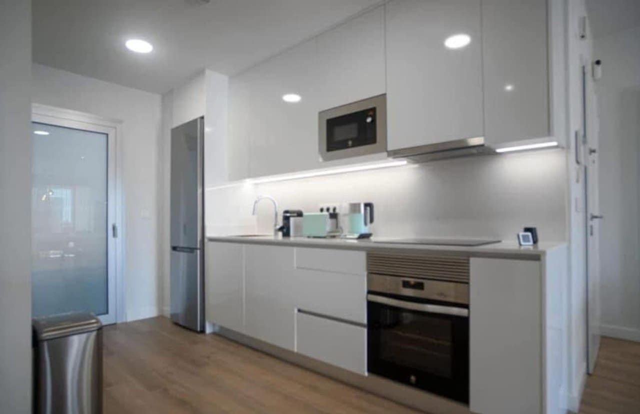 Apartamento de 2 habitaciones en Villamartin en venta con piscina garaje - 279.900 € (Ref: 9857544)