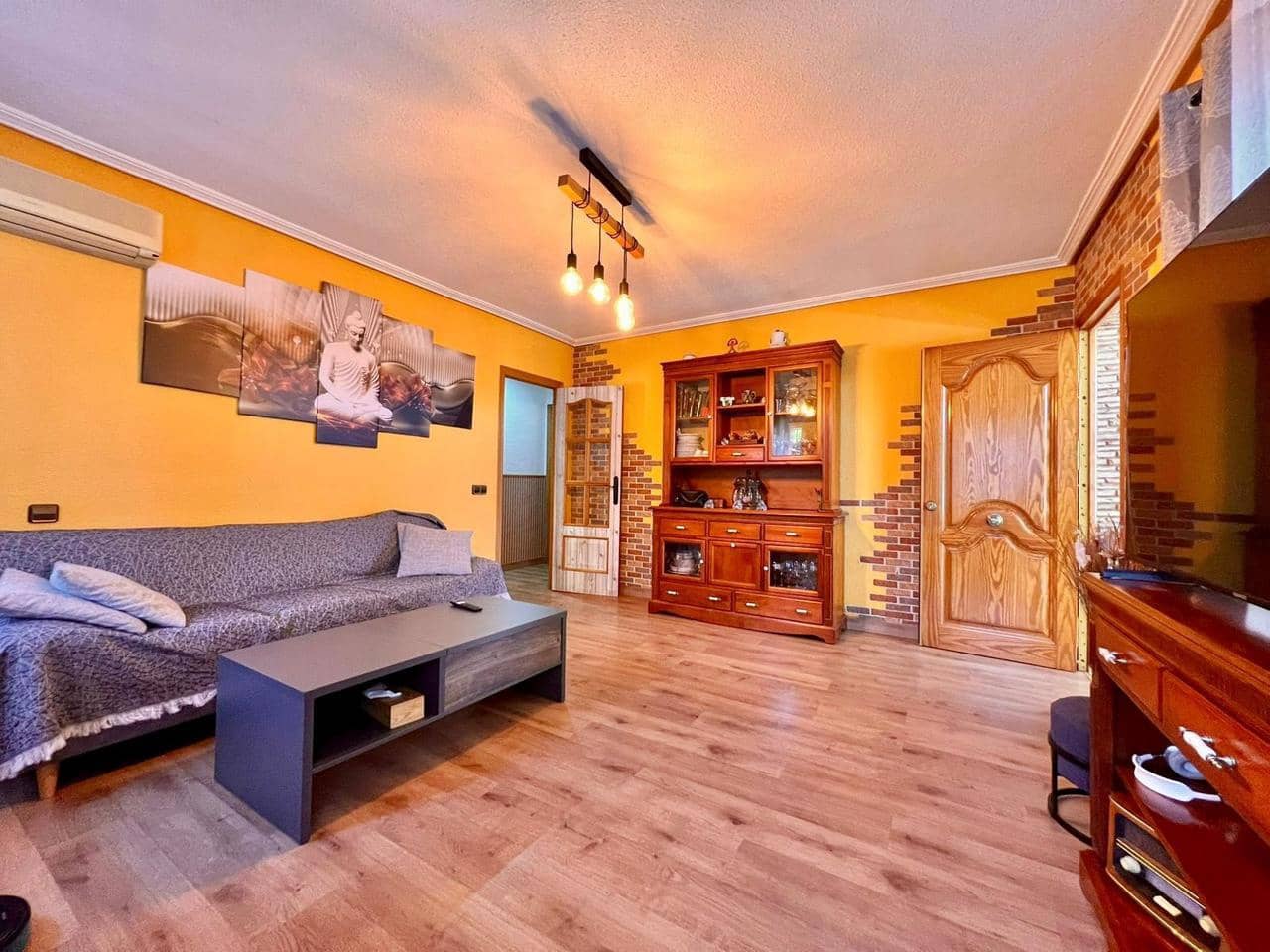 2 soverom Villa til salgs i Torrevieja med svømmebasseng - € 420 000 (Ref: 9859617)