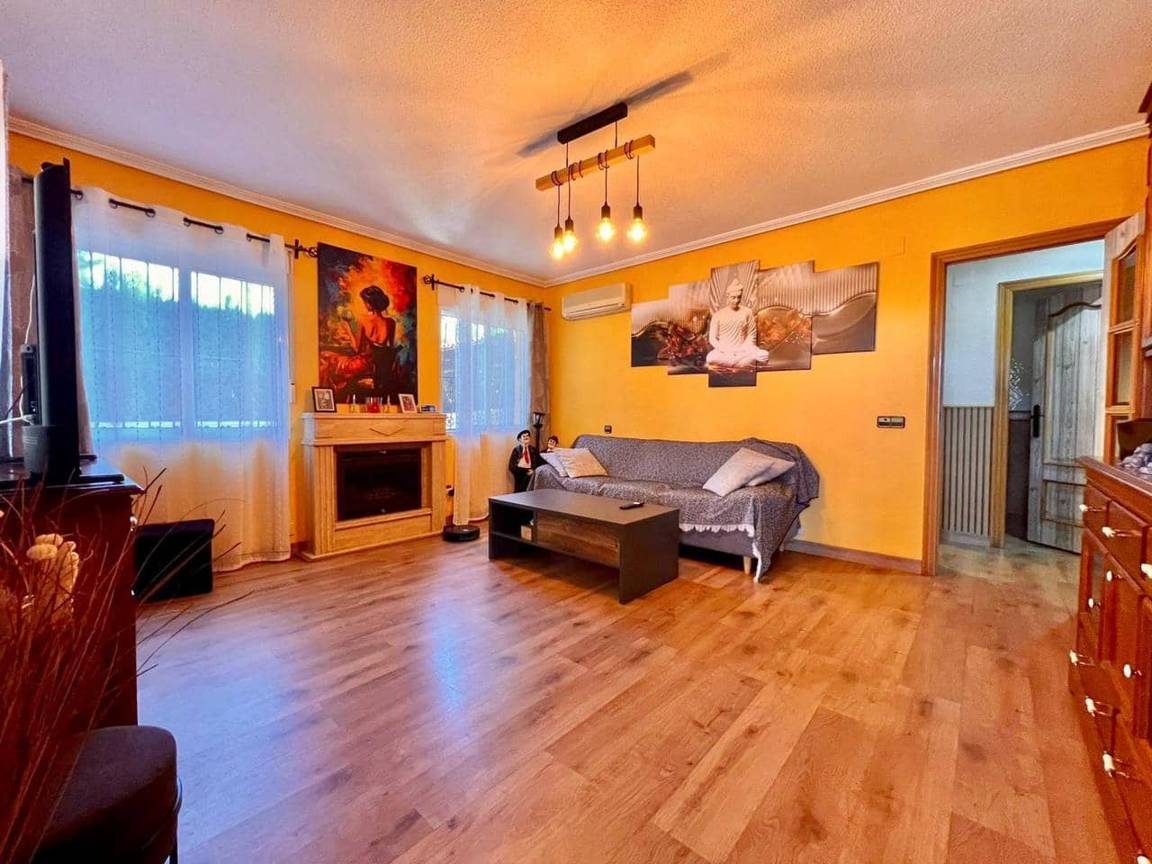 2 soverom Villa til salgs i Torrevieja med svømmebasseng - € 420 000 (Ref: 9859617)