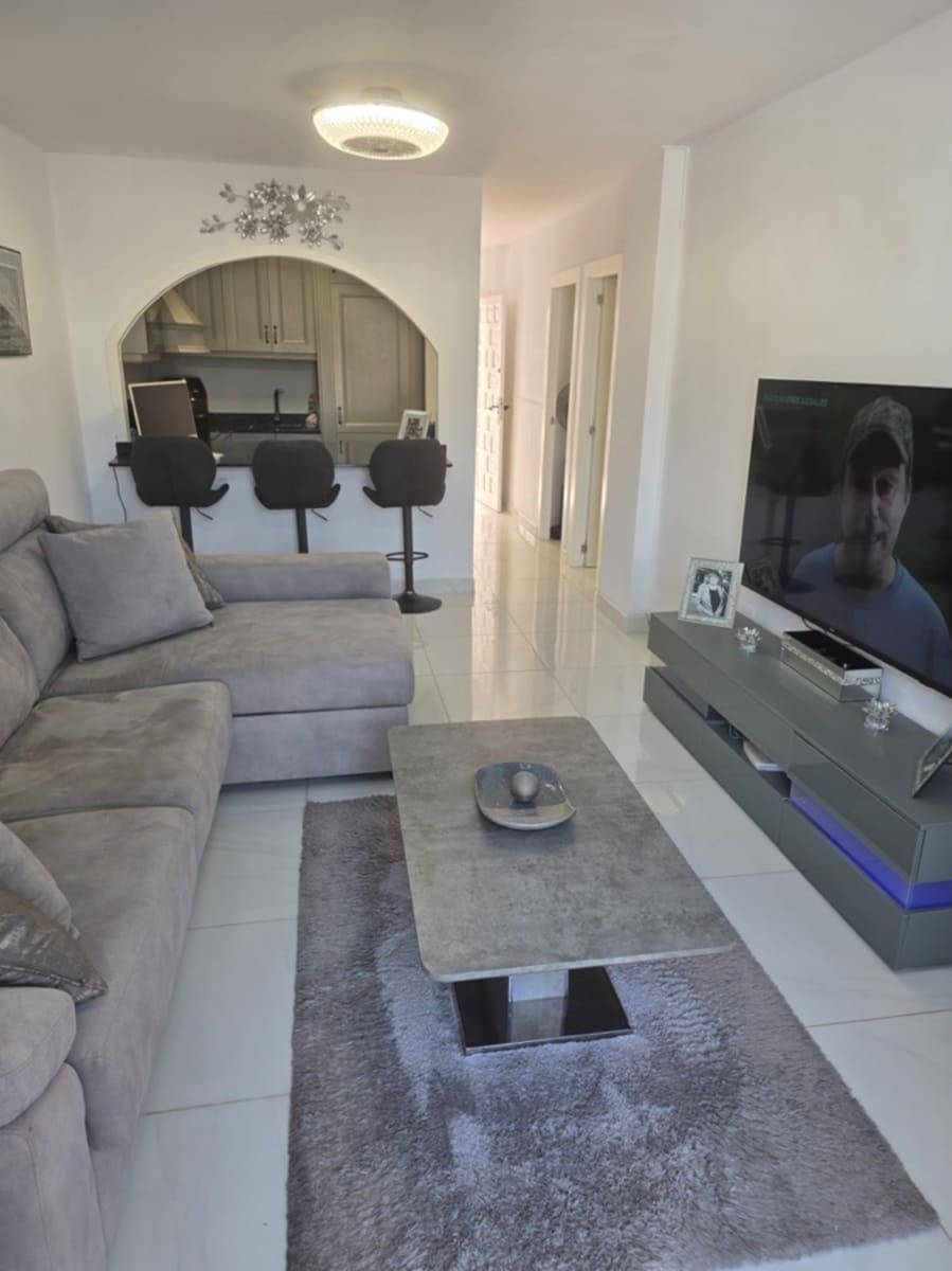 1 soverom Leilighet til salgs i Villamartin med svømmebasseng - € 139 900 (Ref: 9861636)