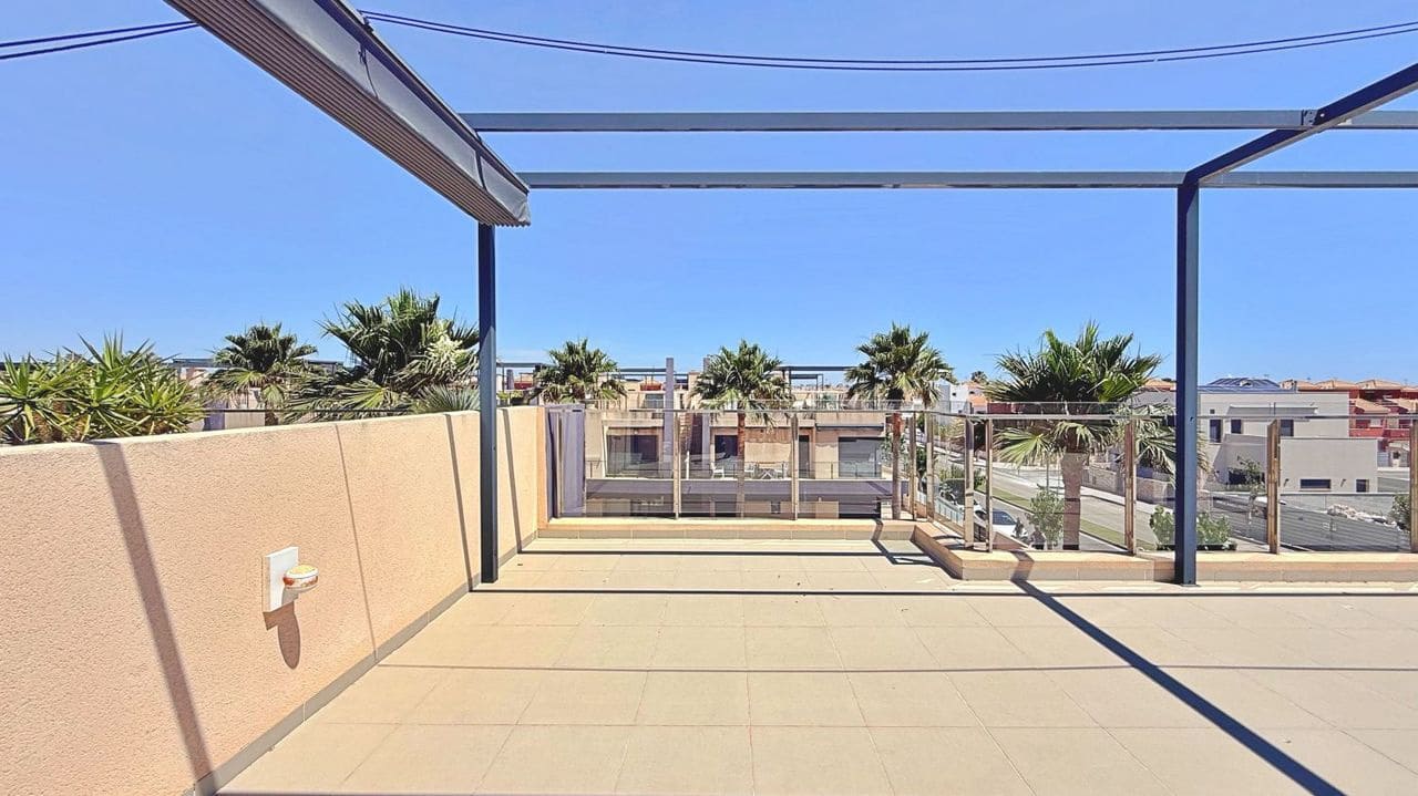 3 quarto Penthouse para venda em Pilar de la Horadada - 365 000 € (Ref: 9861639)