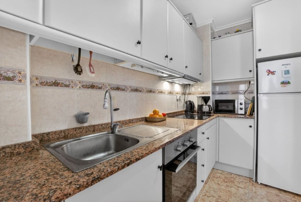 3 camera da letto Appartamento in vendita in Torrevieja con piscina - 159.000 € (Rif: 9861640)