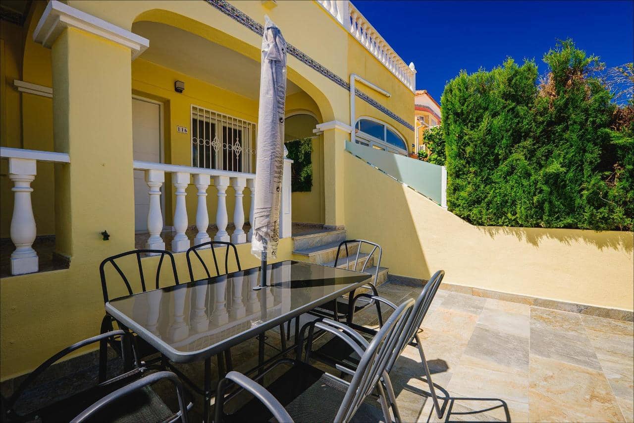 3 bedroom Townhouse for sale in Orihuela Costa with pool - € 239,900 (Ref: 9864754)