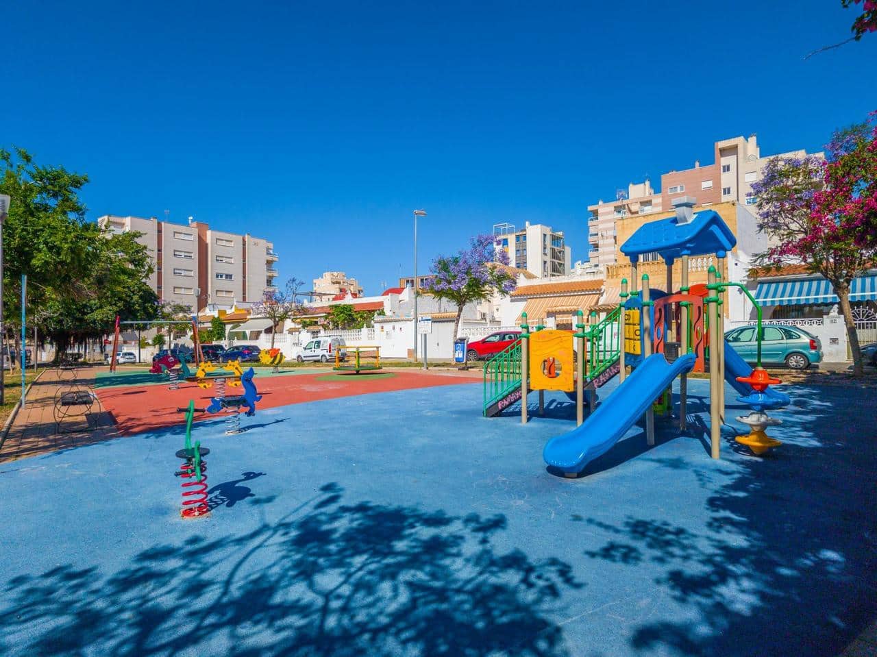 3 soverom Hus til salgs i Torrevieja - € 185 000 (Ref: 9864758)