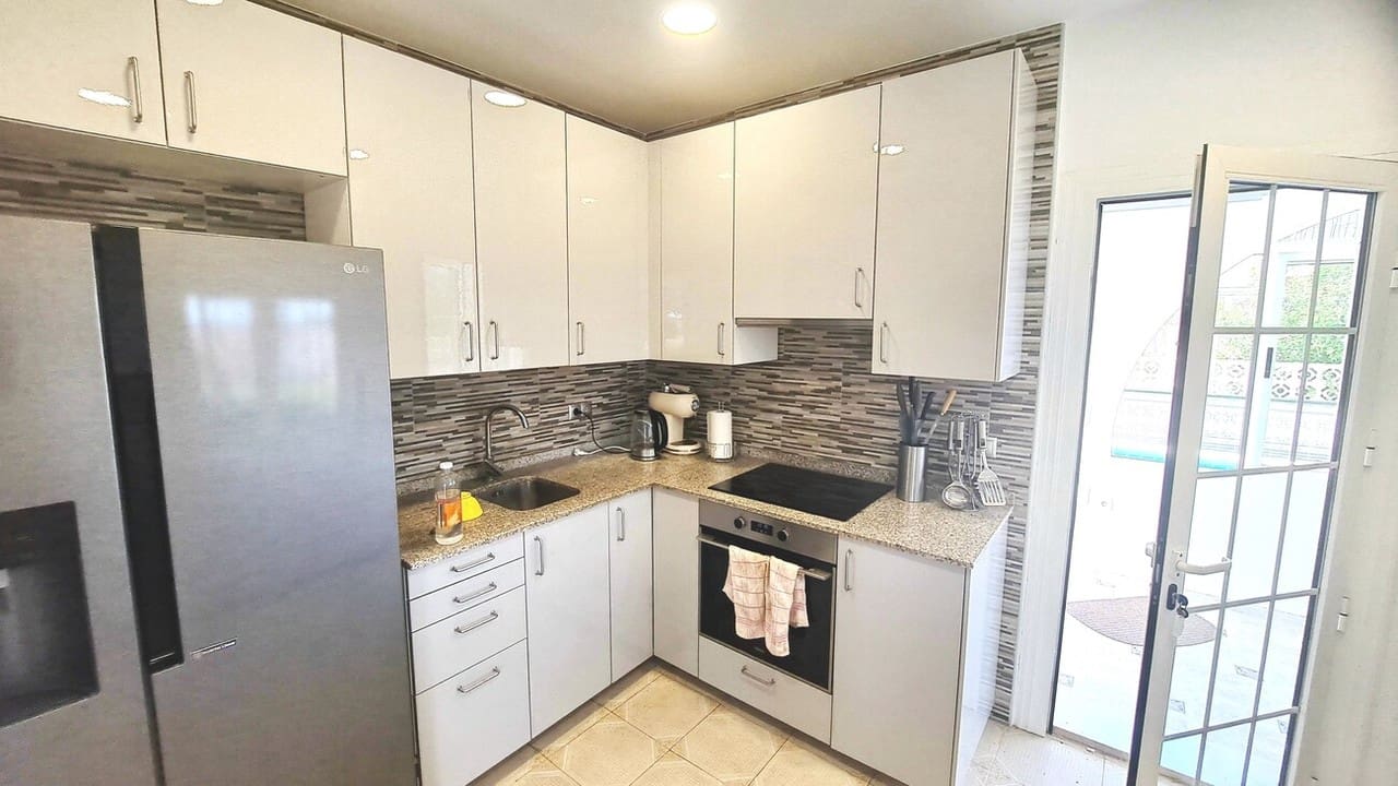 3 chambre Villa/Maison à vendre à San Miguel de Salinas - 350 000 € (Ref: 9864761)
