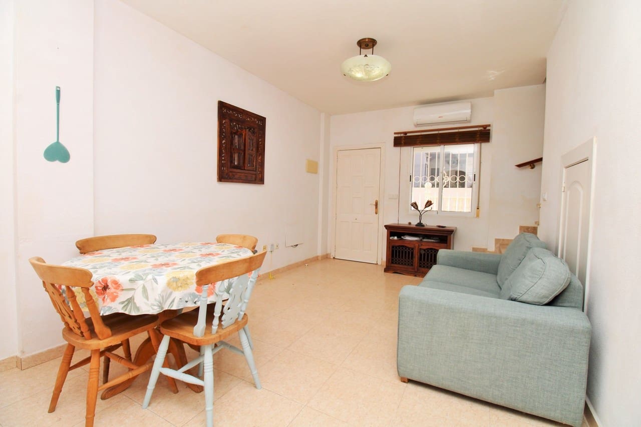 2 soverom Hus til salgs i Villamartin med svømmebasseng - € 162 995 (Ref: 9864765)