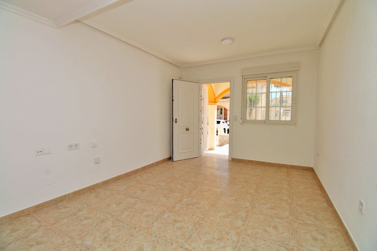 2 sypialnia Dom na sprzedaż w Playa Flamenca z basenem - 215 000 € (Ref: 9864767)