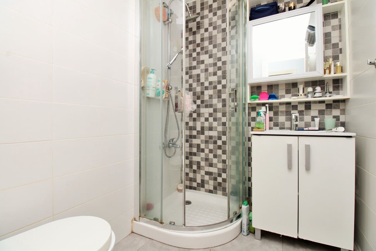 2 bedroom Bungalow for sale in La Florida with pool - € 164,950 (Ref: 9864768)