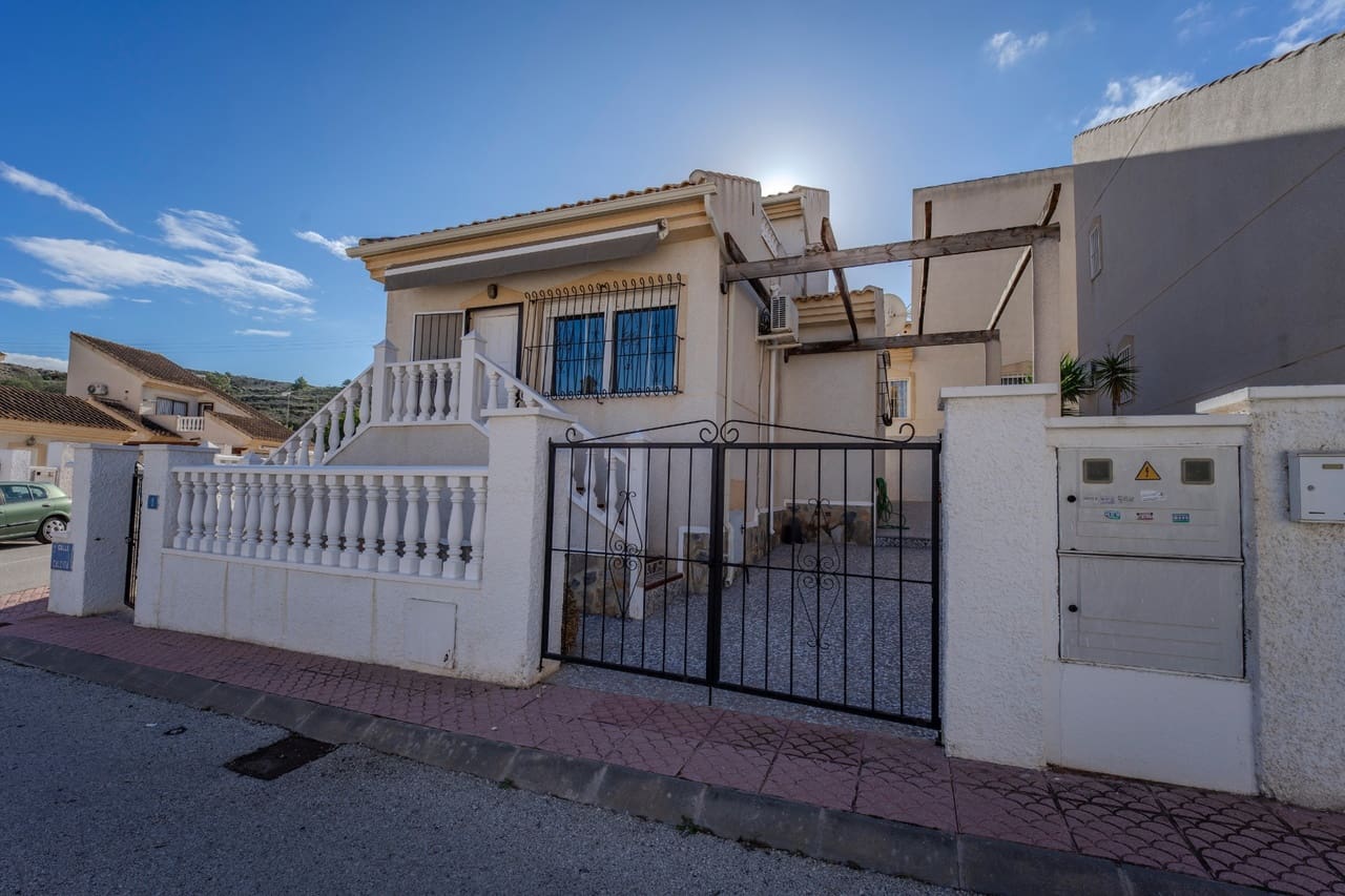 3 chambre Villa/Maison à vendre à Ciudad Quesada avec piscine - 205 000 € (Ref: 9864769)