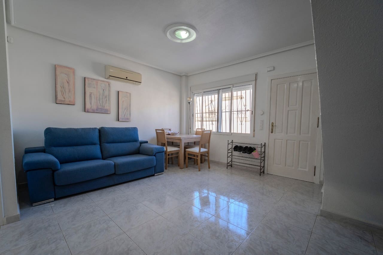 3 chambre Villa/Maison à vendre à Ciudad Quesada avec piscine - 205 000 € (Ref: 9864769)