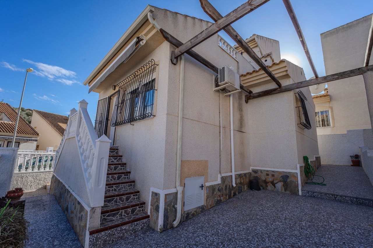 3 chambre Villa/Maison à vendre à Ciudad Quesada avec piscine - 205 000 € (Ref: 9864769)