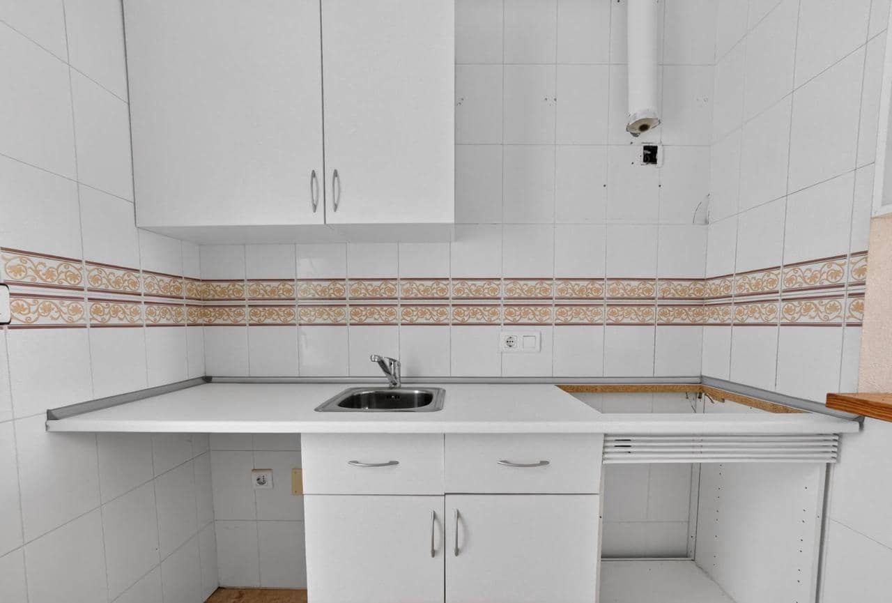 2 camera da letto Appartamento in vendita in Torrevieja con piscina - 129.900 € (Rif: 9866716)